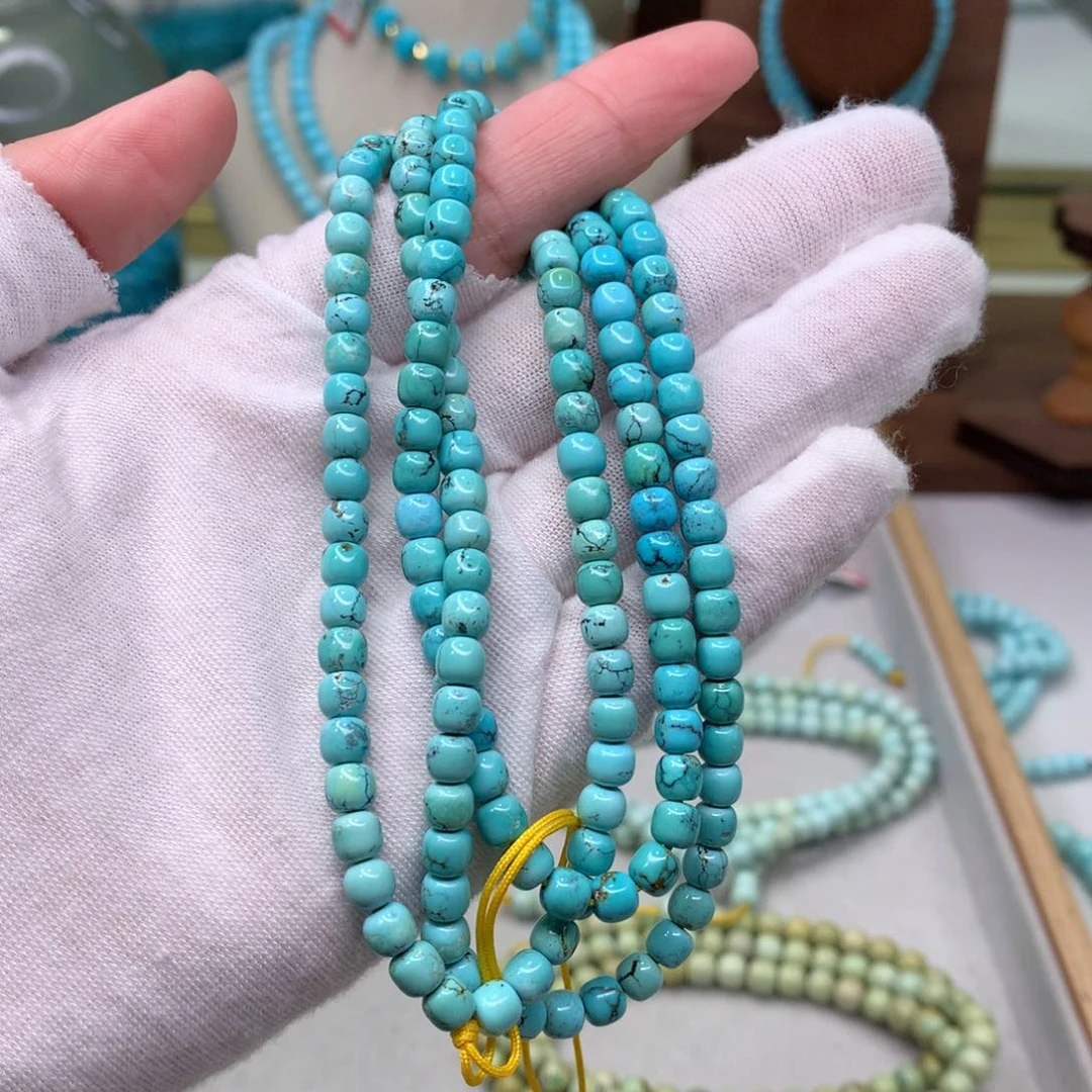 绿松石配饰未镶嵌