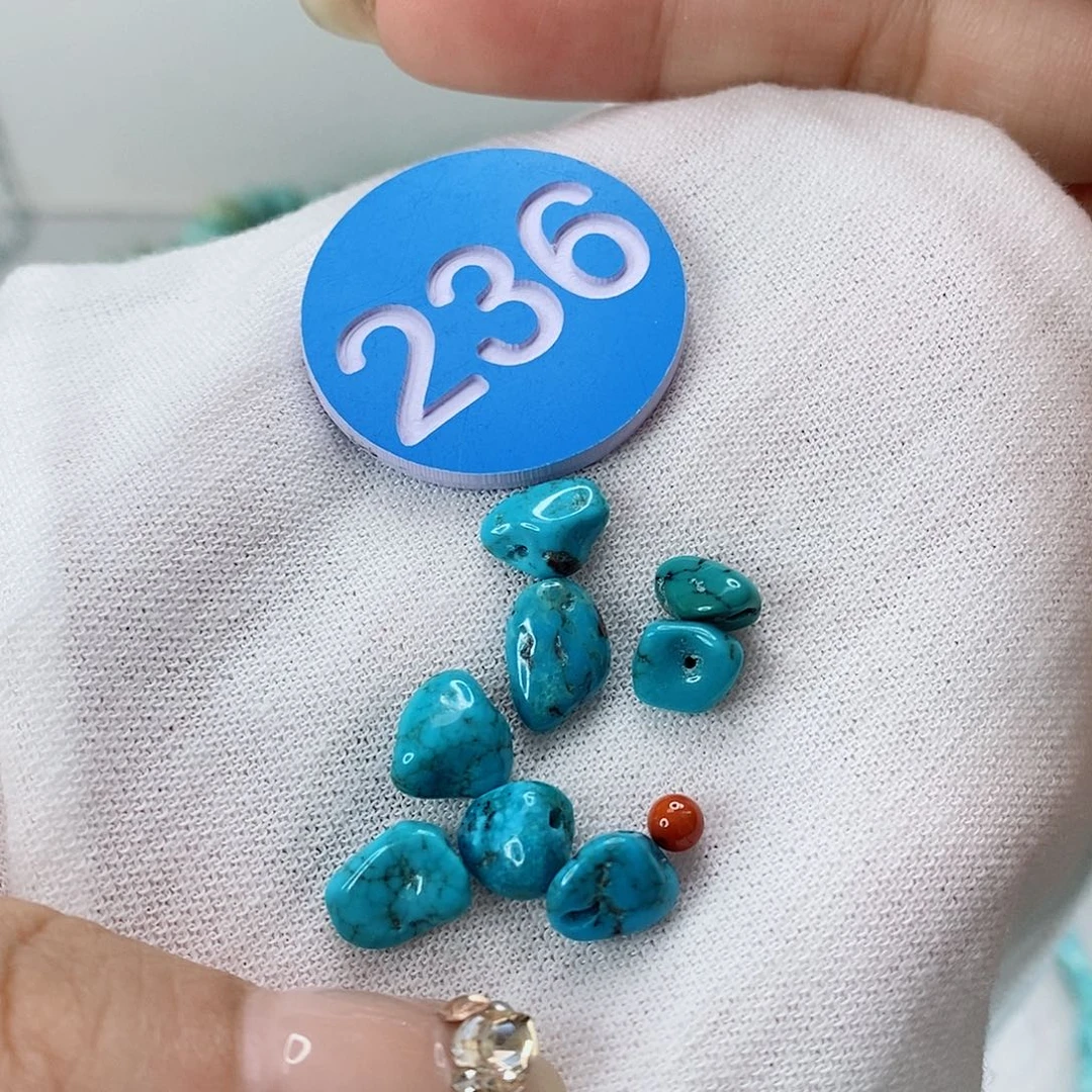 南红玛瑙未镶嵌珠宝奇石