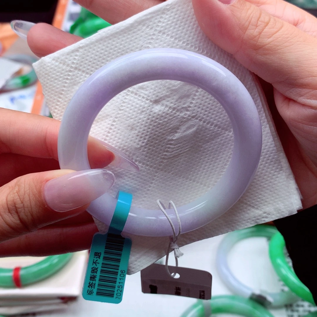 爱***华翡翠未镶嵌手镯翡翠