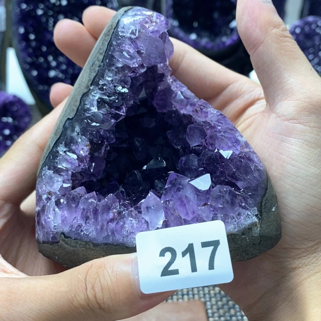 未镶嵌大型摆件（非配饰）水晶