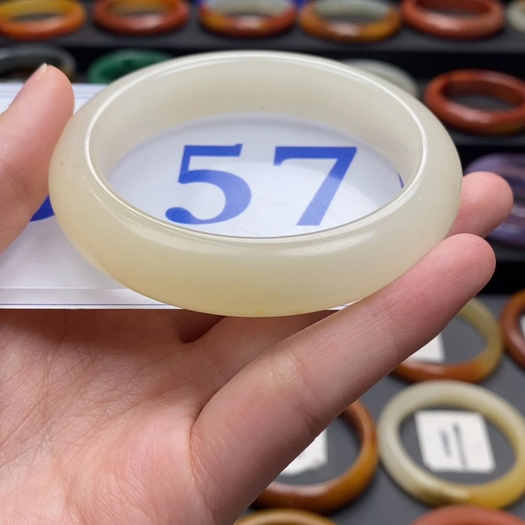 石英质玉（黄龙玉）手镯 未镶嵌