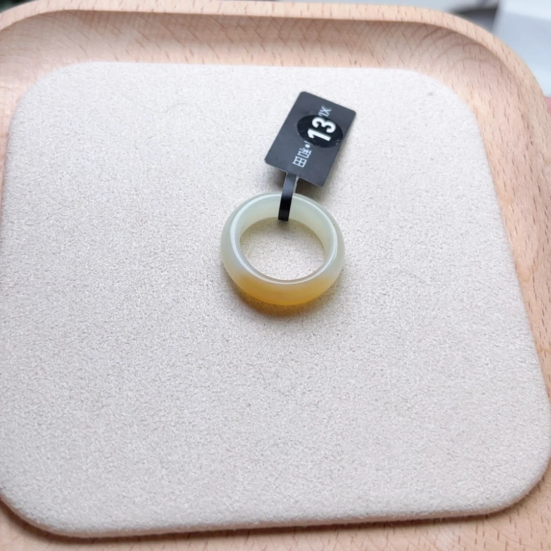 和田玉戒指未镶嵌