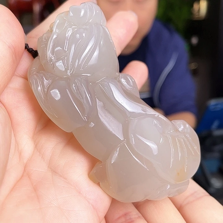 玛瑙/玉髓把件未镶嵌