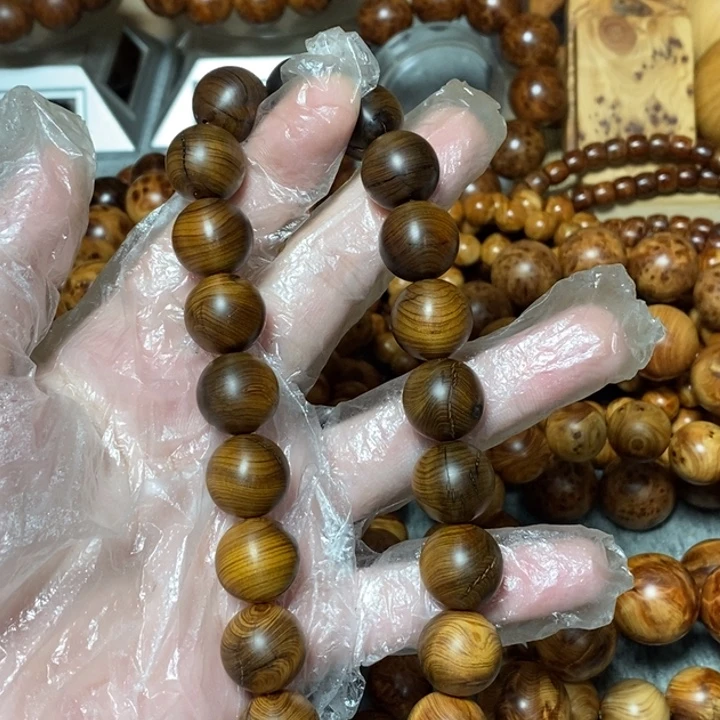 用***4柏木（崖柏）太行崖柏雷击木1.5手持