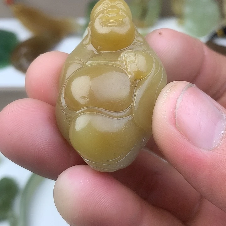 和田玉（糖玉）未镶嵌颈饰
