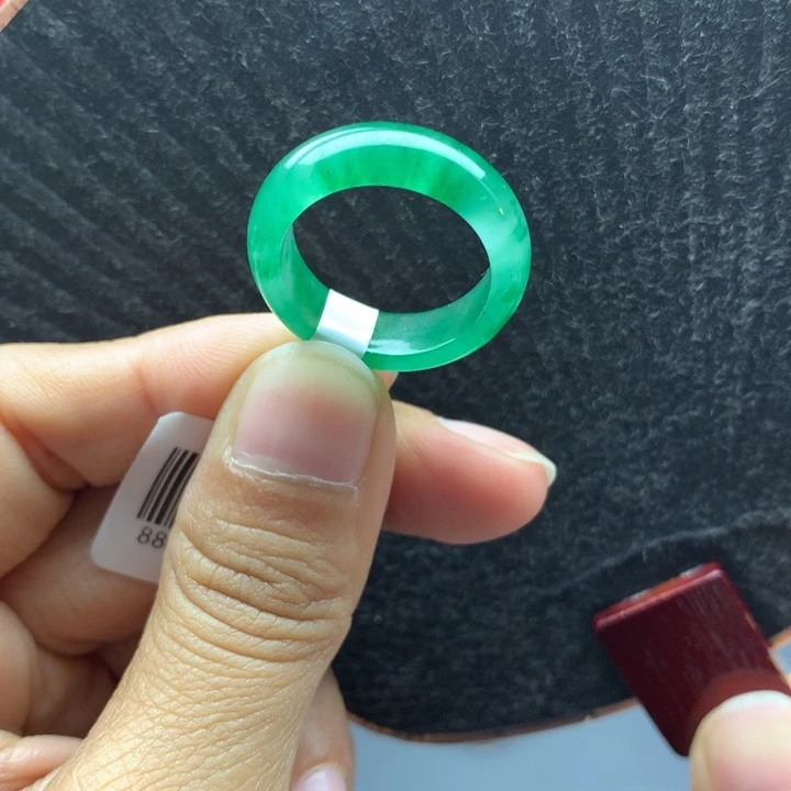 石英质玉戒指未镶嵌