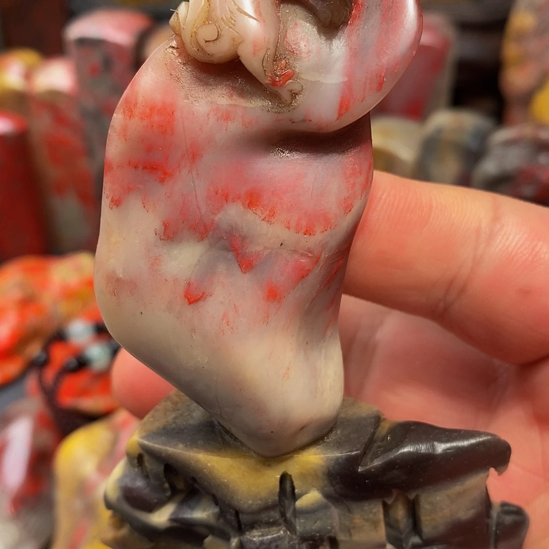 昌化鸡血石1**熊昌化鸡血石摆件