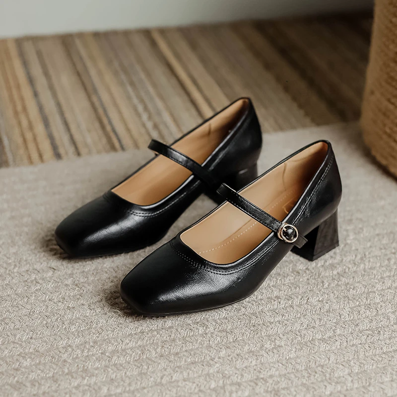 秋冬新款玛丽珍小皮鞋复古港风黑色校园气质温柔淑女粗跟小皮鞋