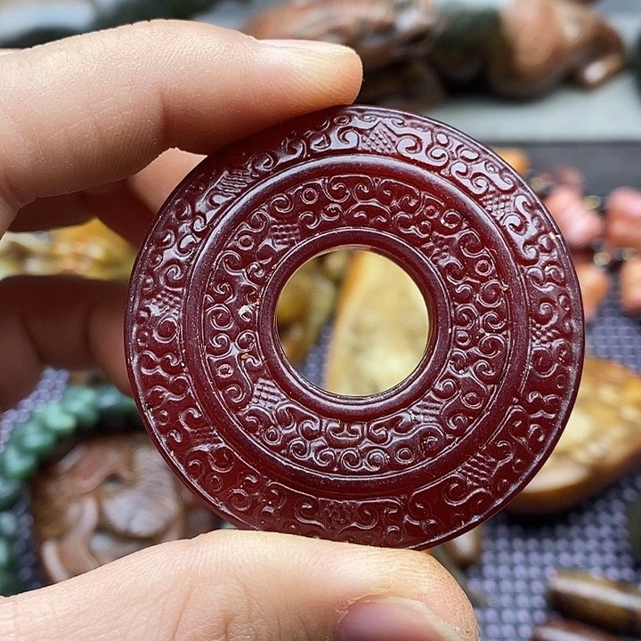 未镶嵌蛇纹石玉颈饰