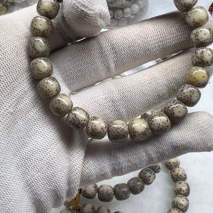 星月菩提吊坠灰冰