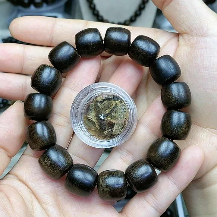 沉香沉香碎屑越南芽庄白棋楠