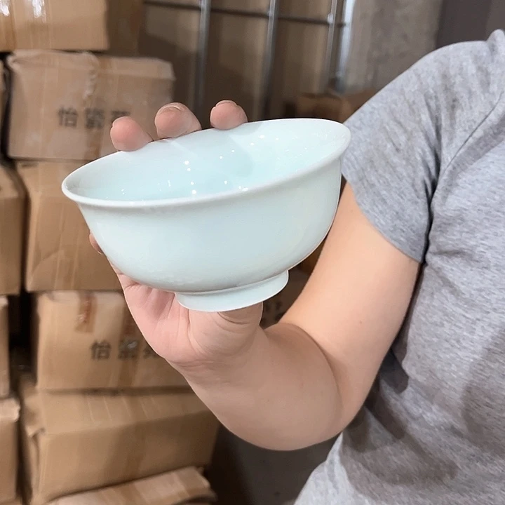 瓷片青瓷4.75英寸米饭碗六个，微瑕包邮