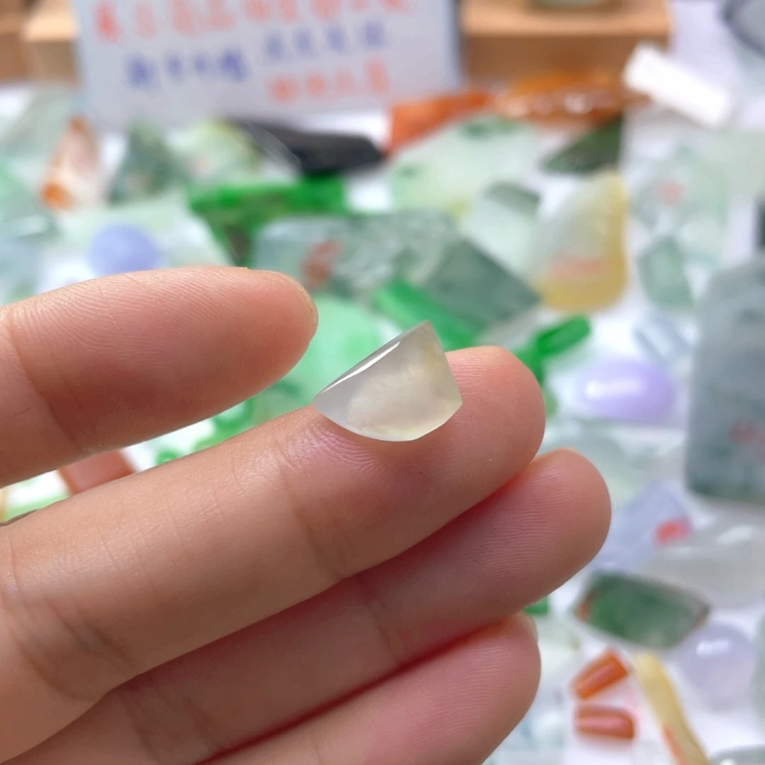 定制翡翠未镶嵌天然缅甸翡翠