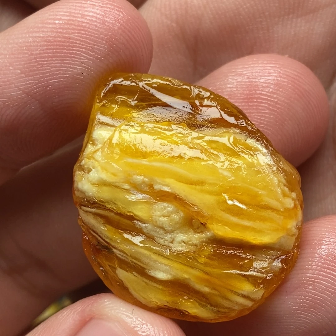 定制琥珀未镶嵌定制