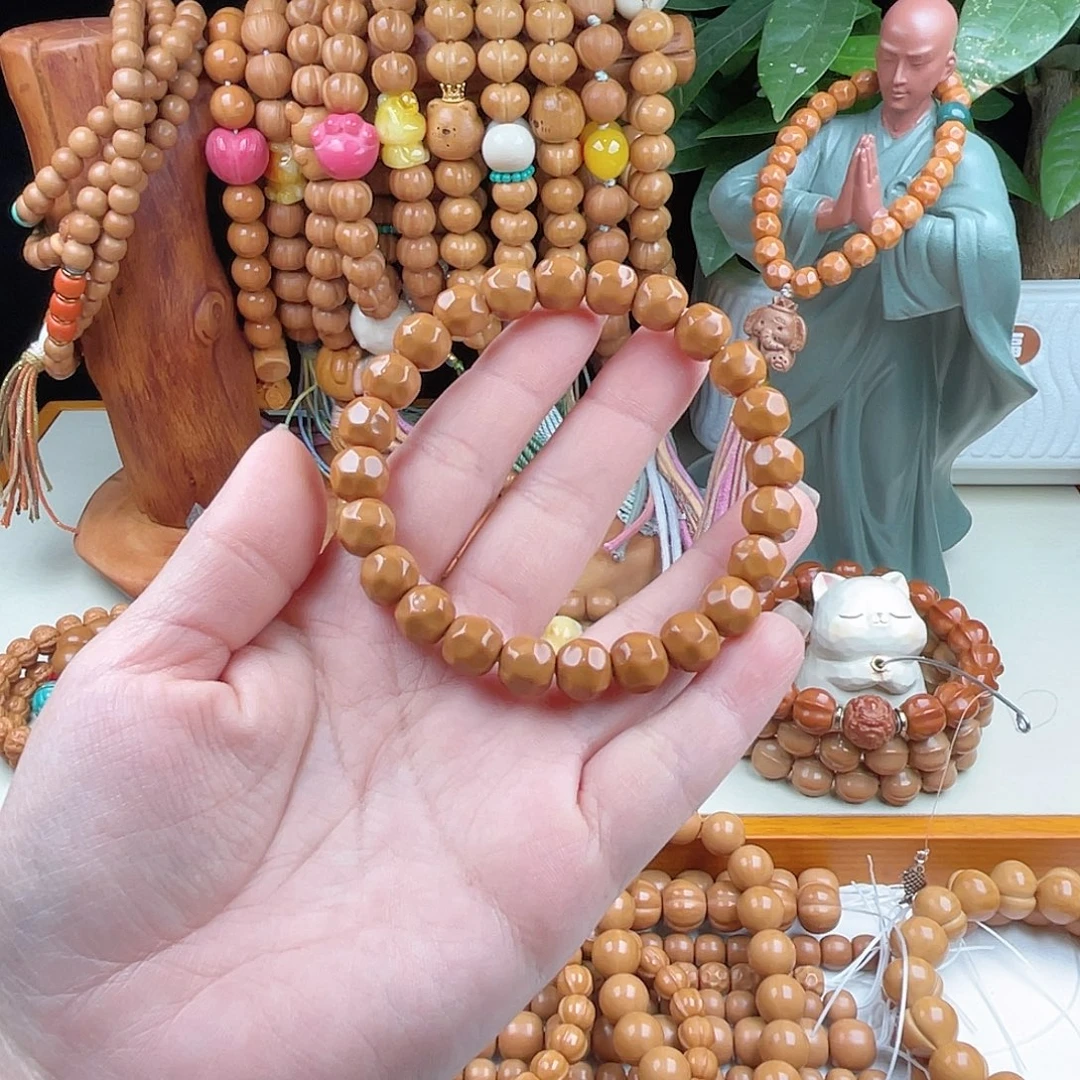 冉***～猴头核桃把件手串