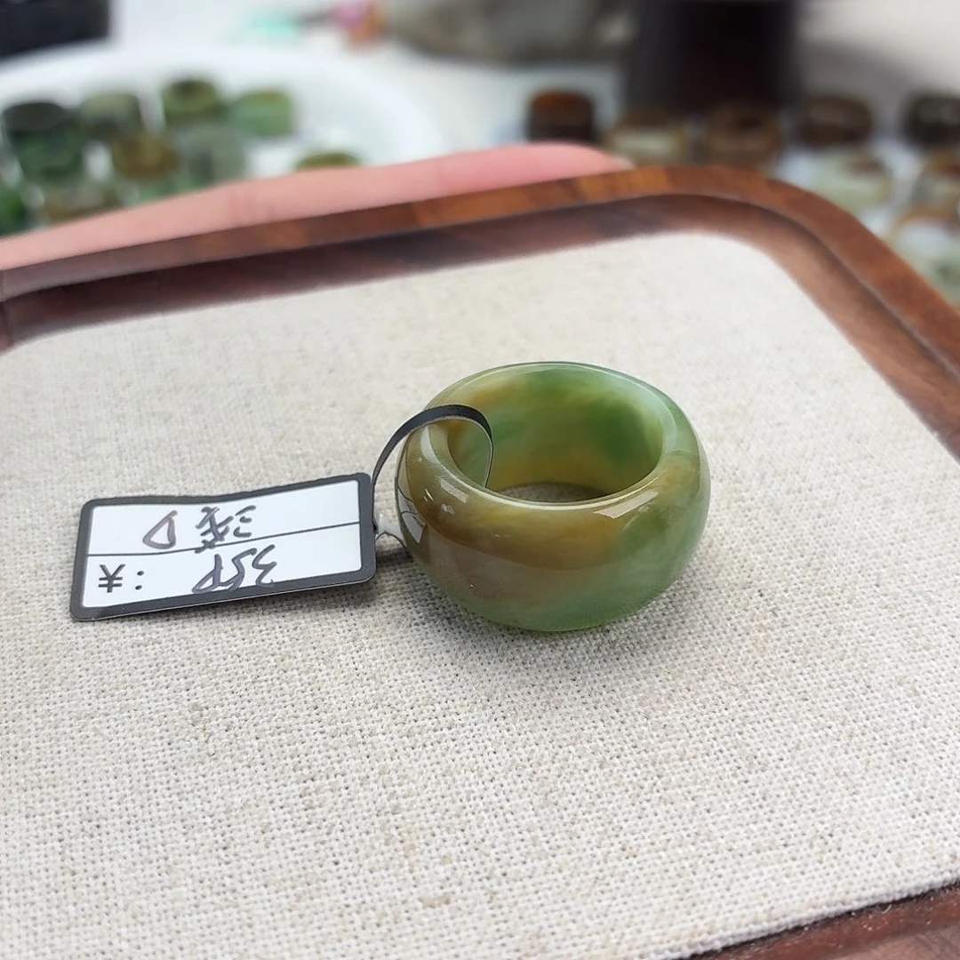 未镶嵌戒圈和田玉F28黑羊洞墩墩17.0不退换