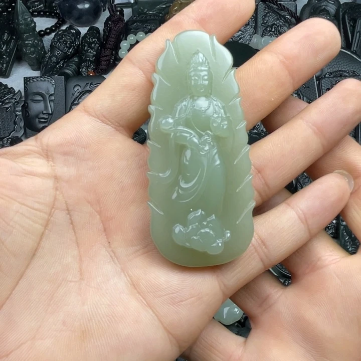 颈饰未镶嵌和田玉