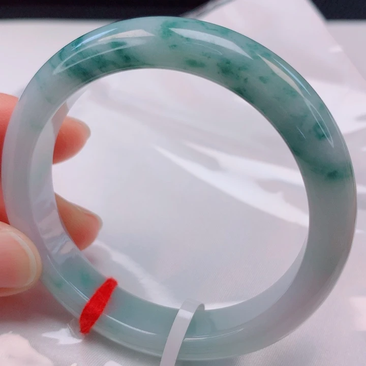 翡翠未镶嵌手镯55圈口