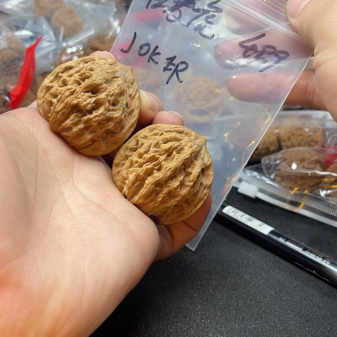 J***翰文玩核桃把件麦虎