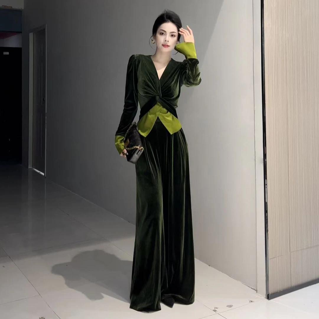 新款丝绒拼接气质时尚套装喇叭袖上衣加松紧腰裤子修身秋冬阔腿裤