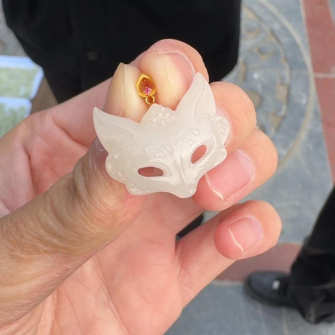 和田玉18K金镶嵌颈饰1019小王子卡22左右