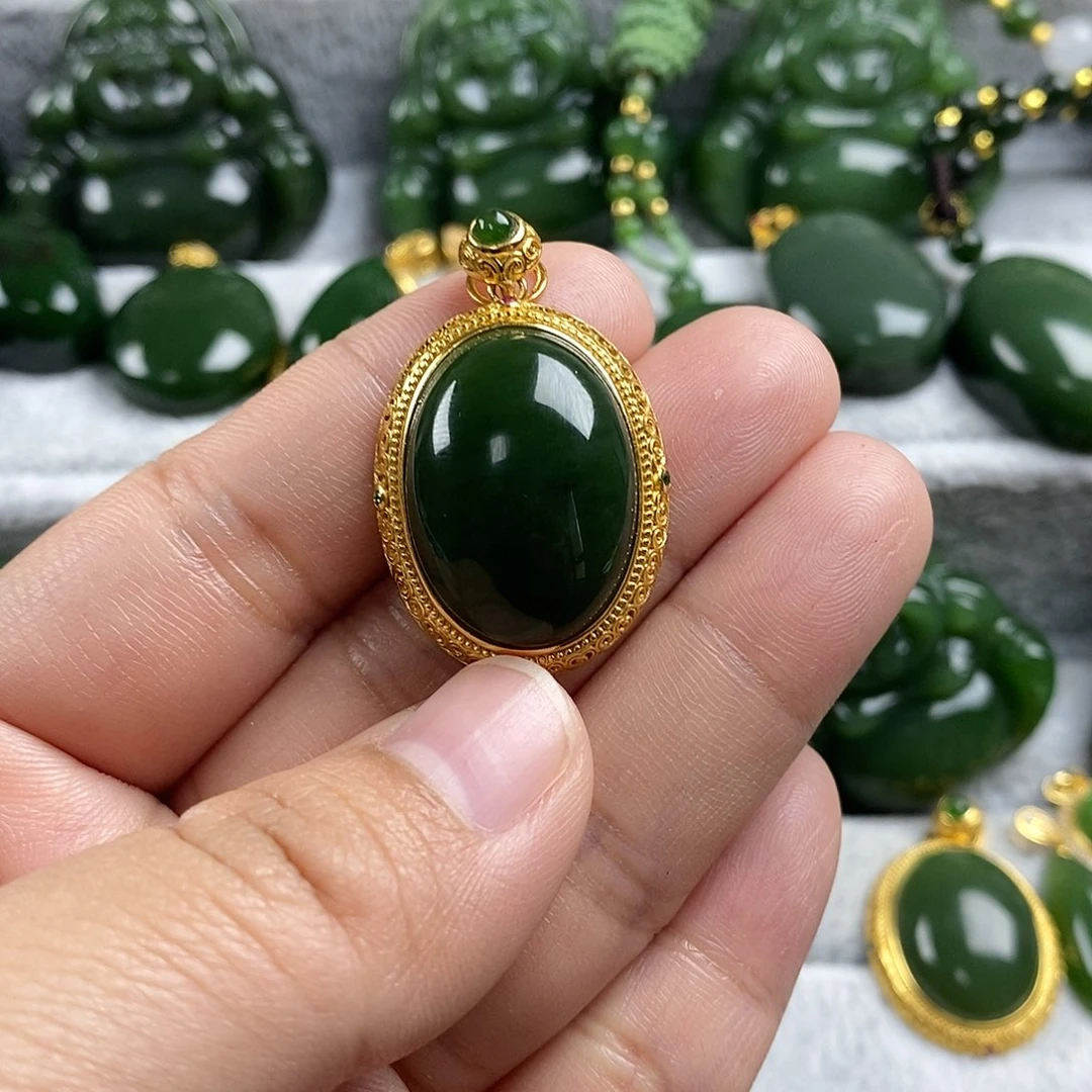 和田玉（碧玉）未镶嵌颈饰