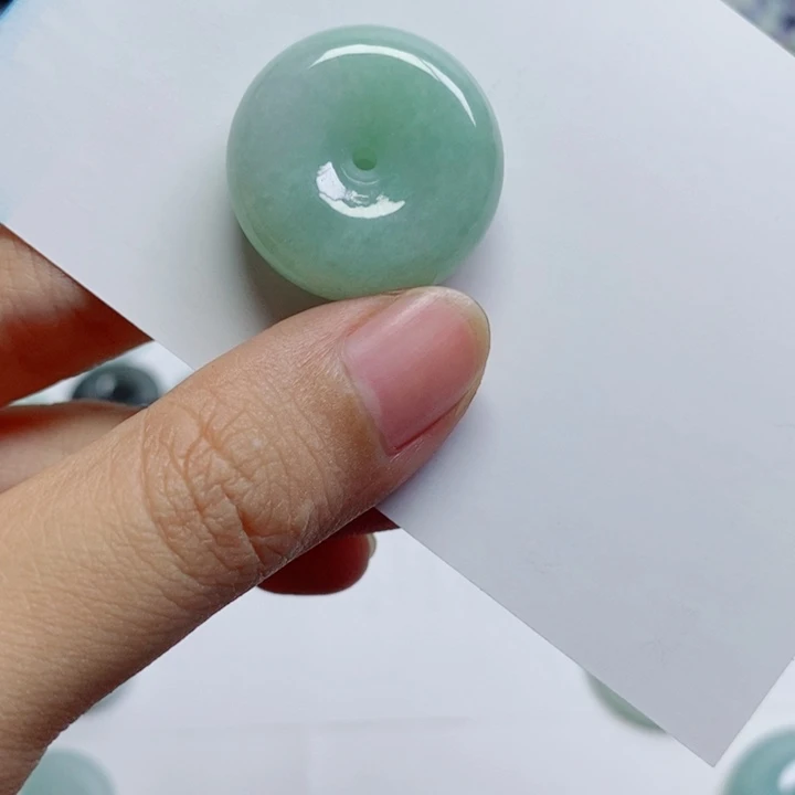 翡翠未镶嵌颈饰翡翠平安扣