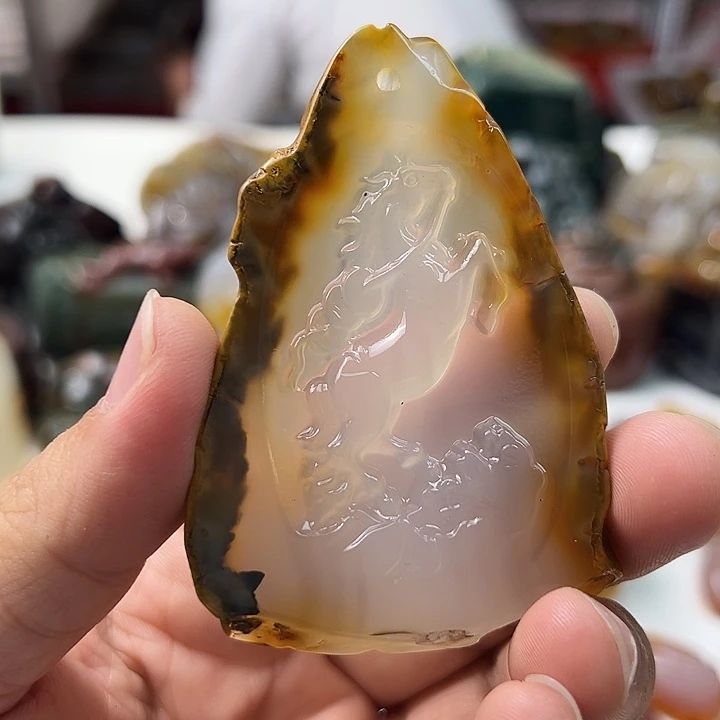 未镶嵌颈饰玛瑙/玉髓