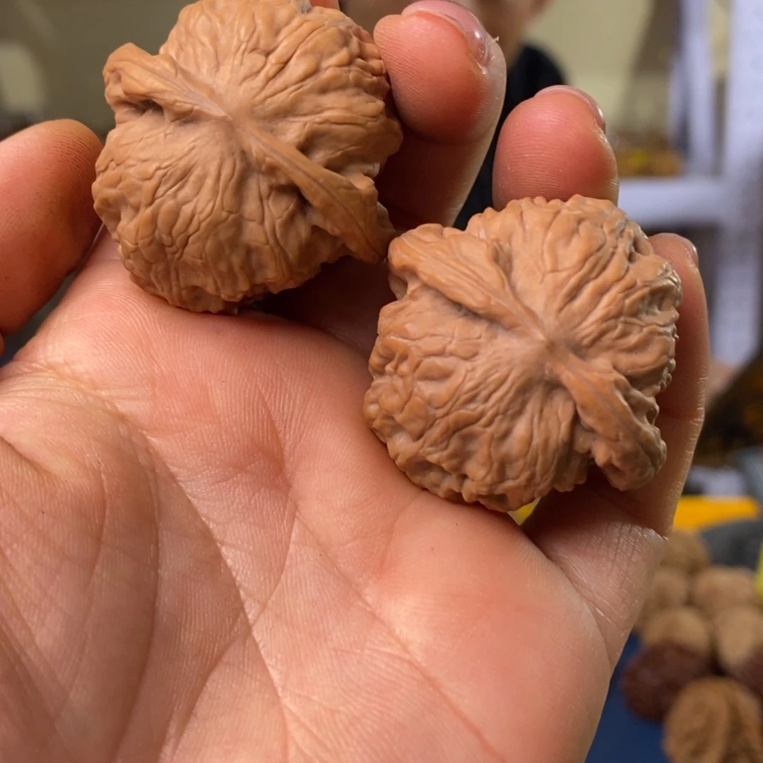 文玩核桃吊坠文玩核桃野狼38～39