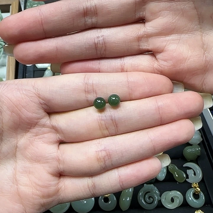 和田玉耳环银S925镶嵌