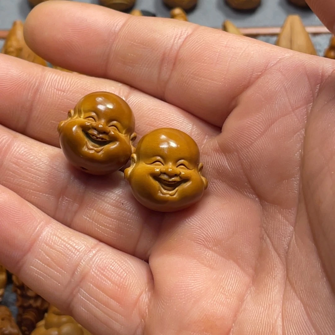 橄榄核吊坠笑佛头两颗
