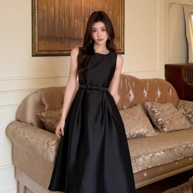 赫本法式收腰无袖背心连衣裙女夏季千金风高级设计感中长礼服裙子