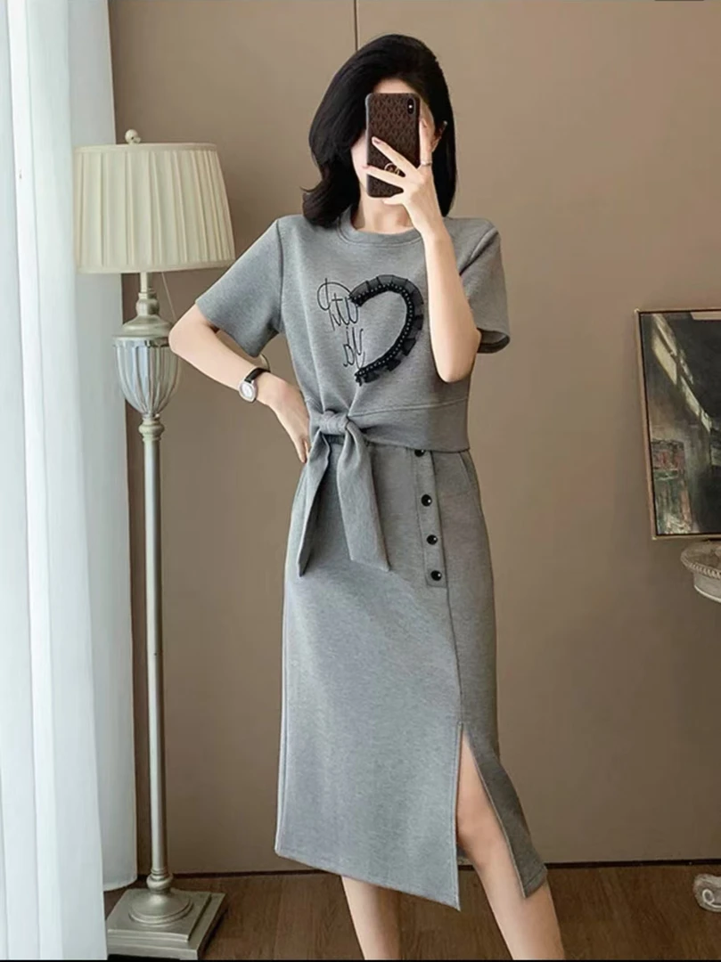 620#夏季新款女士设计感短袖卫衣搭配高腰开叉A字半身裙两件套装