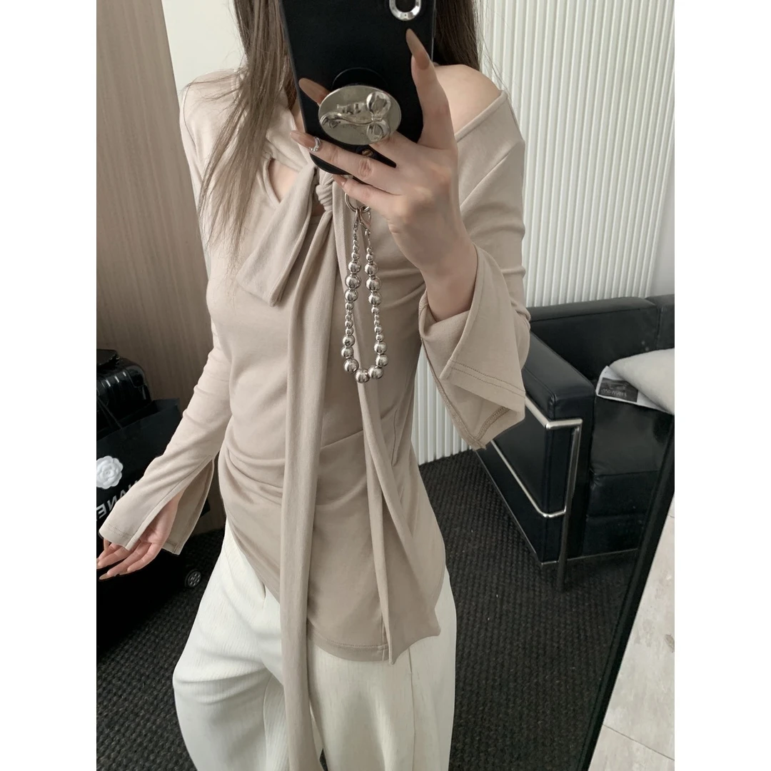 YIBAN 设计感不规则飘带挂脖长袖T恤女2025早春新款修身显瘦上衣