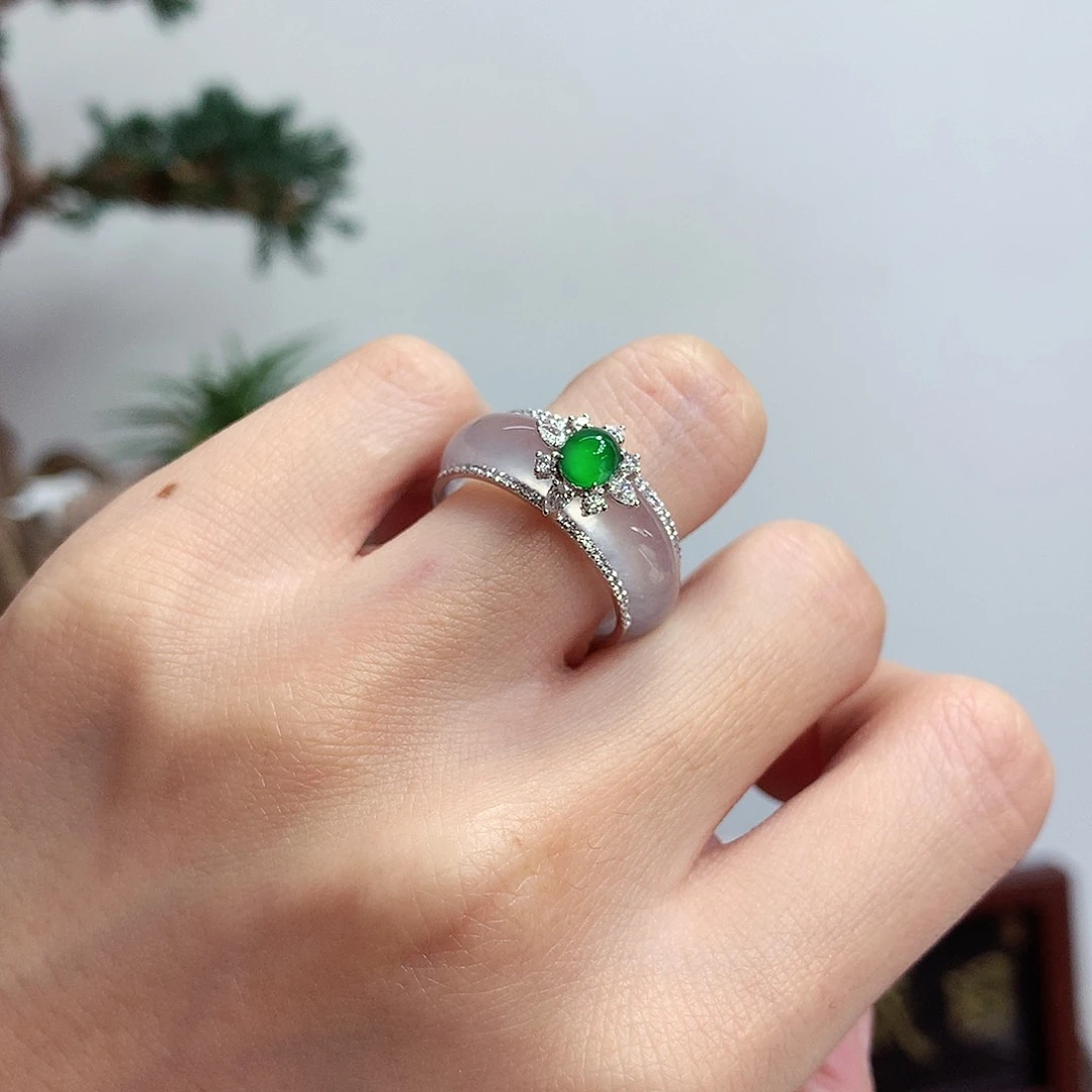 18K金镶嵌戒指翡翠10号一套