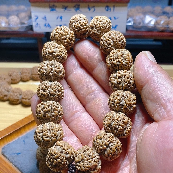 金刚菩提手串阿****店原生态款