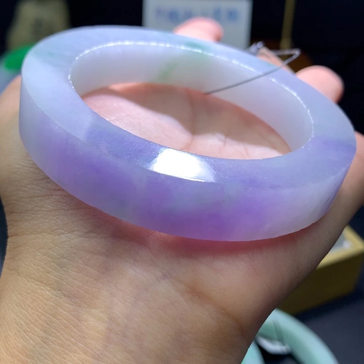 未镶嵌翡翠手镯定制翡翠