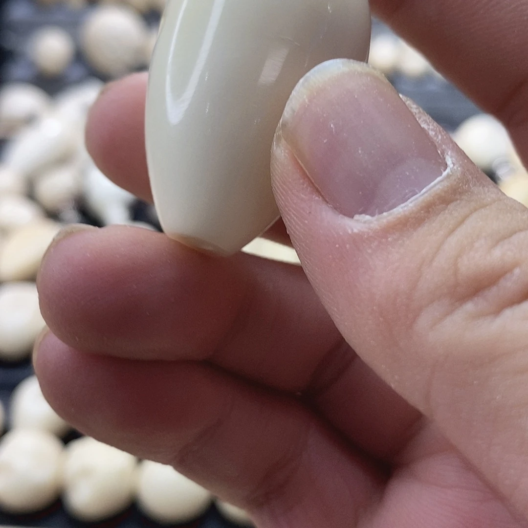 逍***在菩提根/象牙果吊坠
