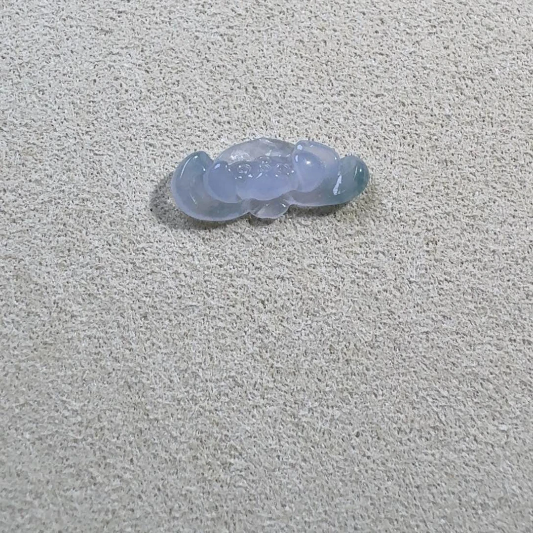 翡翠未镶嵌颈饰冰***兰天然A货翡翠荷花吊坠