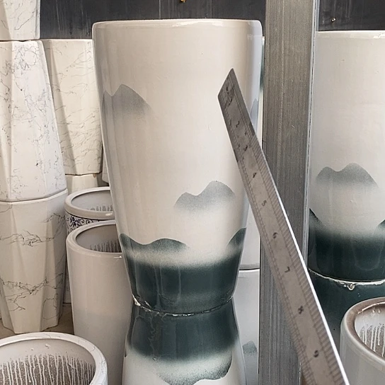 高腰锥型山水大号口30/51