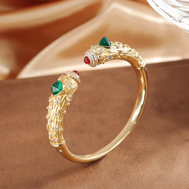 GEMONLY｜18K金天然祖母绿开口手镯5.01ct撞色鸽血红宝石