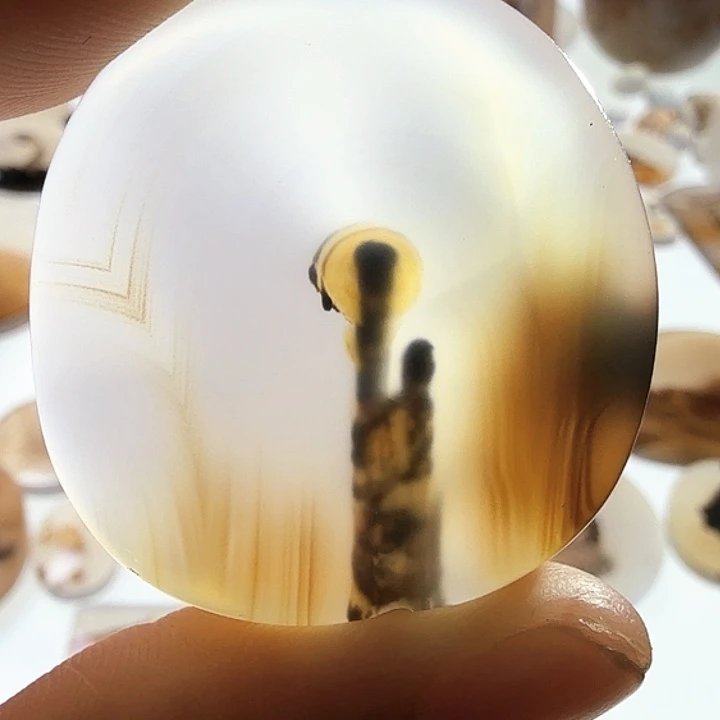 未镶嵌玛瑙/玉髓珠宝半成品