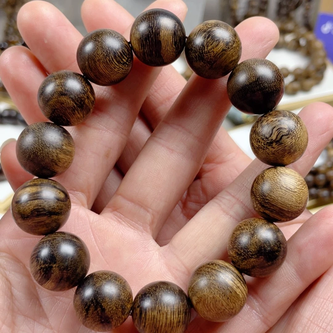 手串沉香用****3越南芽庄老白棋玉化老料满瘤疤虎斑1.6