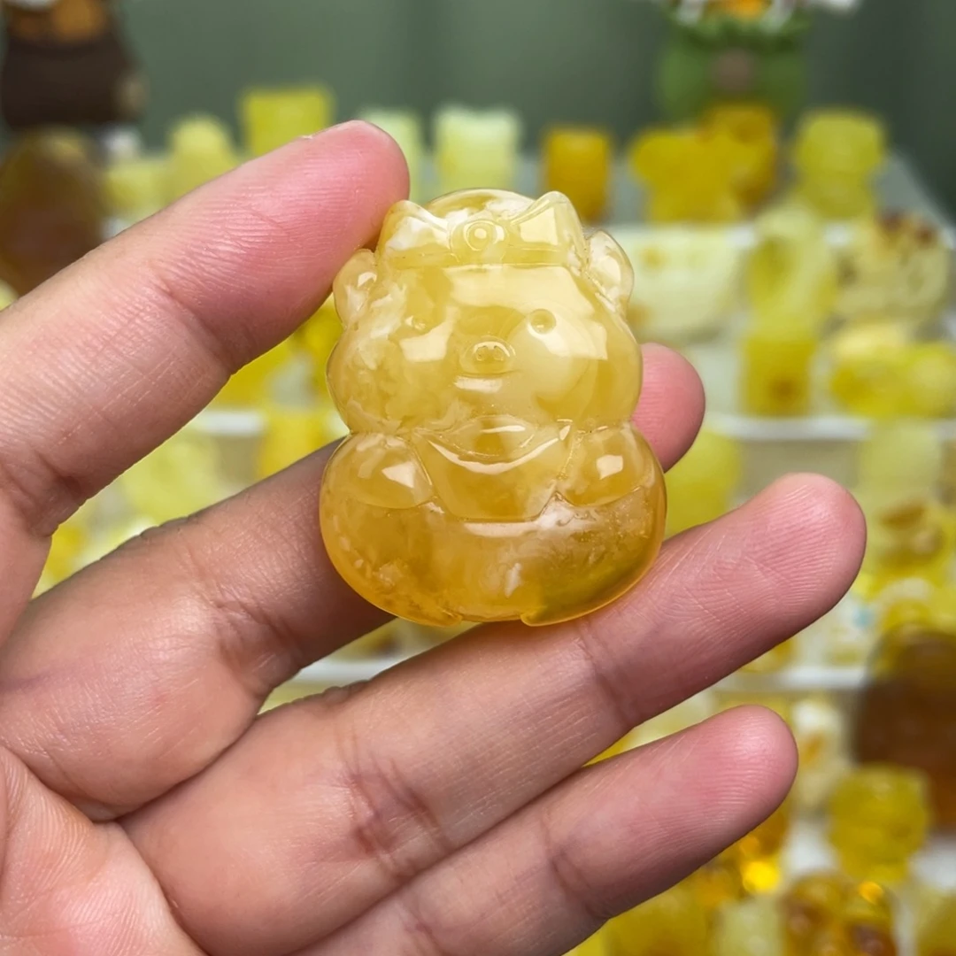 未镶嵌颈饰琥珀发财猪猪
