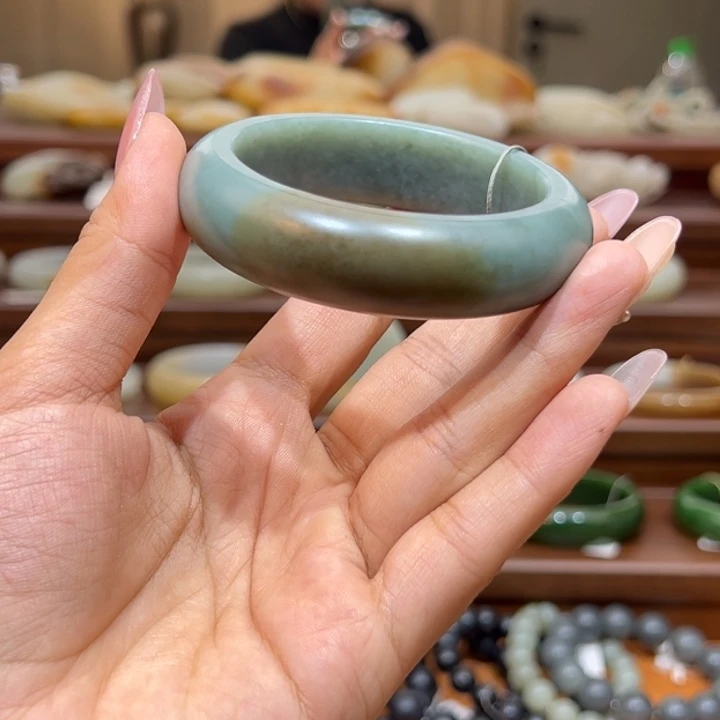 和田玉未镶嵌手镯叶城蓝调