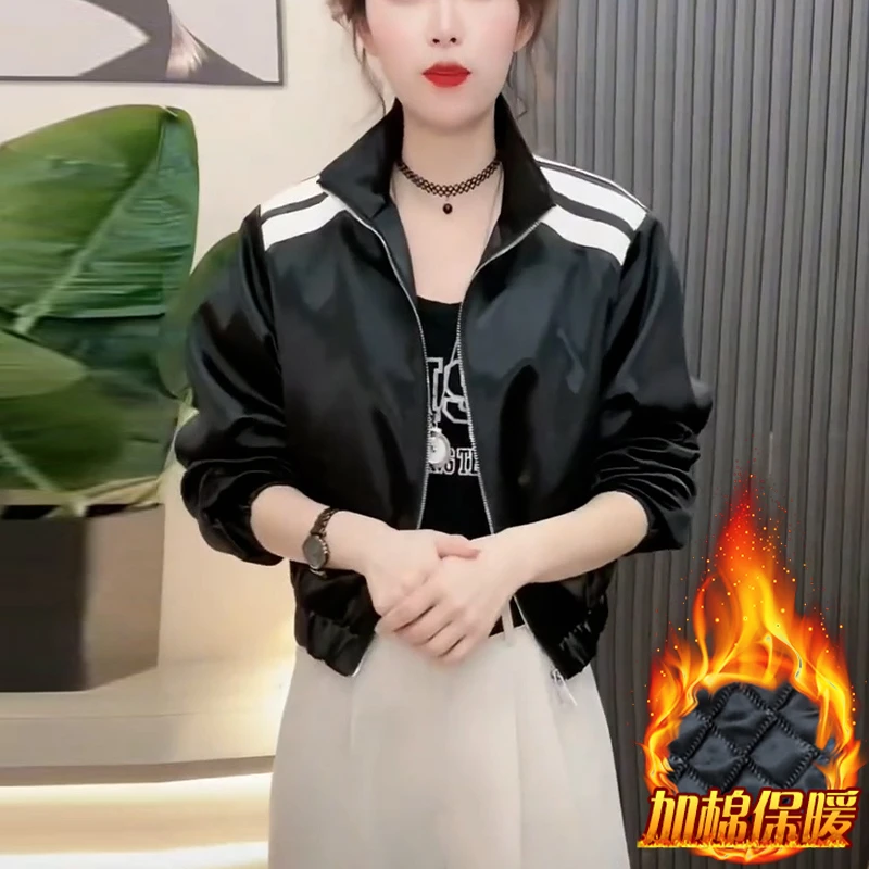 时尚撞色拼接冲锋衣短外套女2024年冬季新款休闲百搭加棉夹克上衣