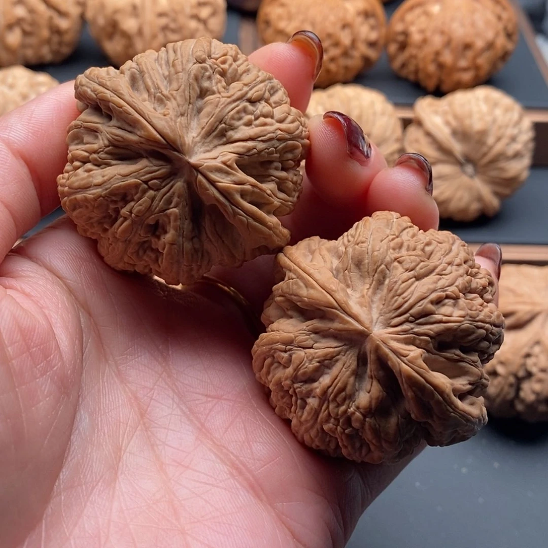【闪购商品】文玩核桃把件粗筋45