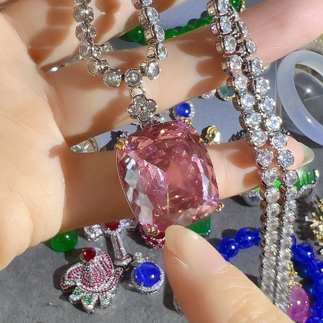 花岗石钨合金红色蓝色大宝贝