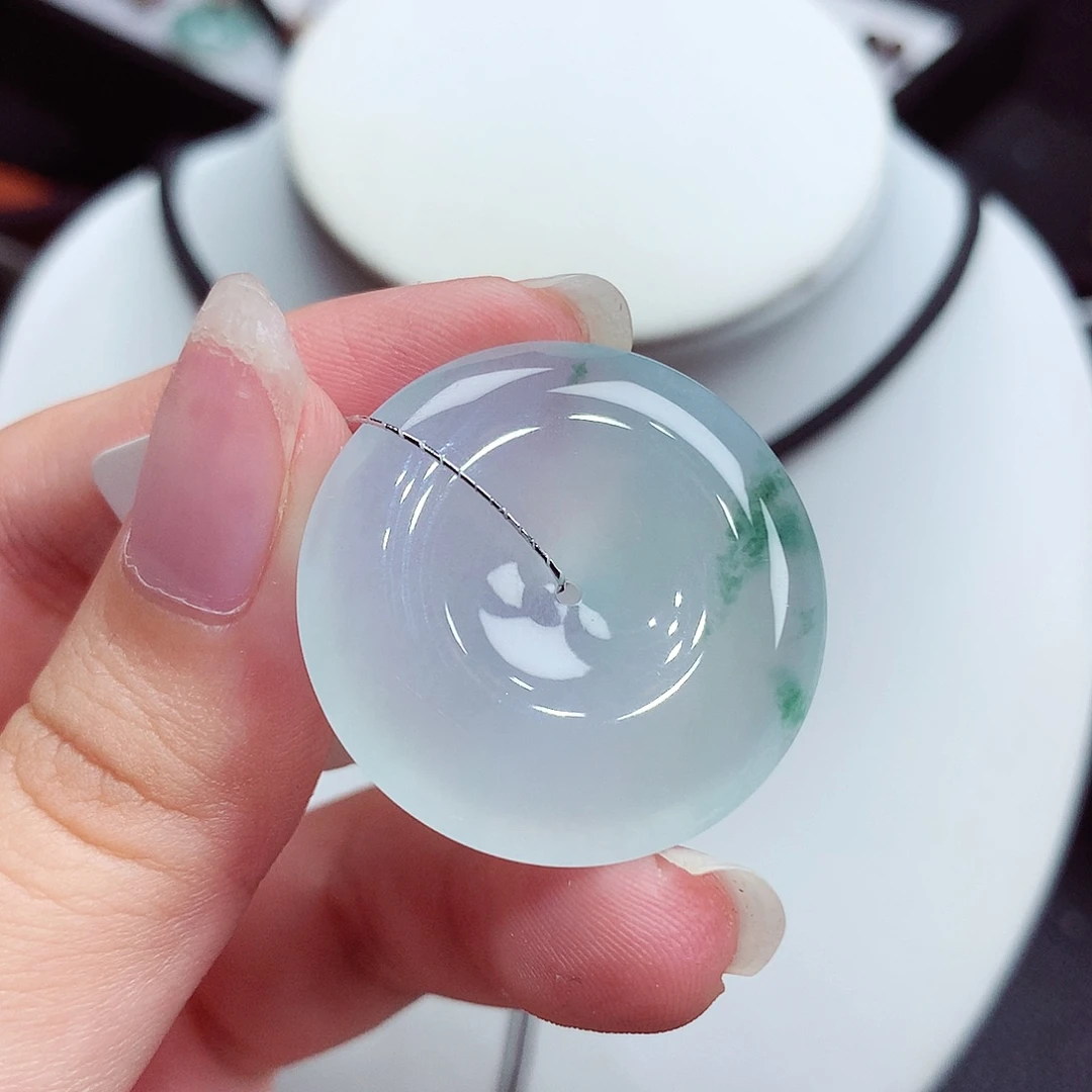 翡翠未镶嵌颈饰翡翠105，29.1/5.8