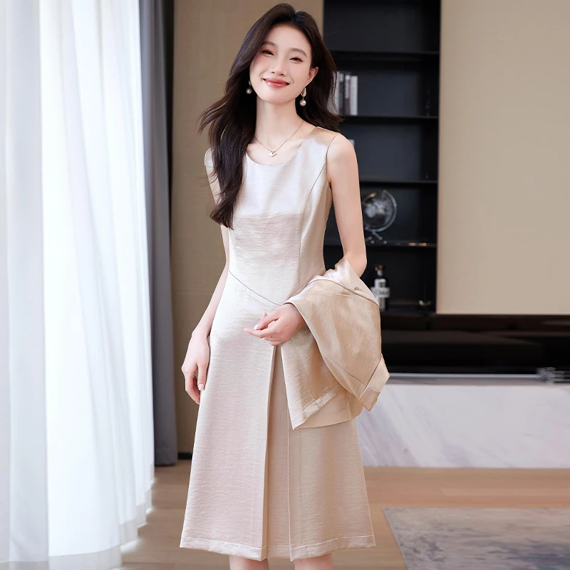 【缎光裙】珠光感极简连衣裙 西装里的温柔力量拉夏贝尔2510.BMZ半